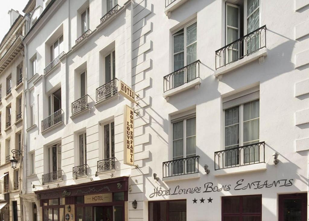 โฮเต็ล เลิฟลี่ บอนส์ เอ็นฟานท์ส Hotel ปารีส ภายนอก รูปภาพ